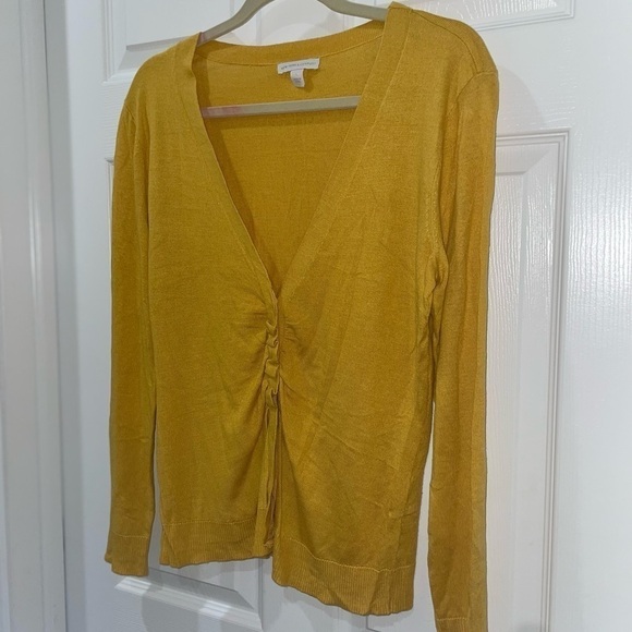 New YORK & COMPANY Button down cardigan SZ L - Picture 6 of 6